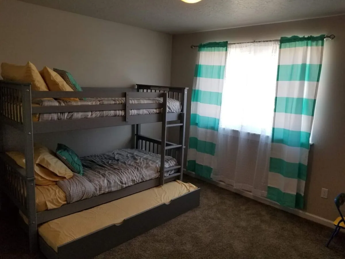 Bunk bedroom